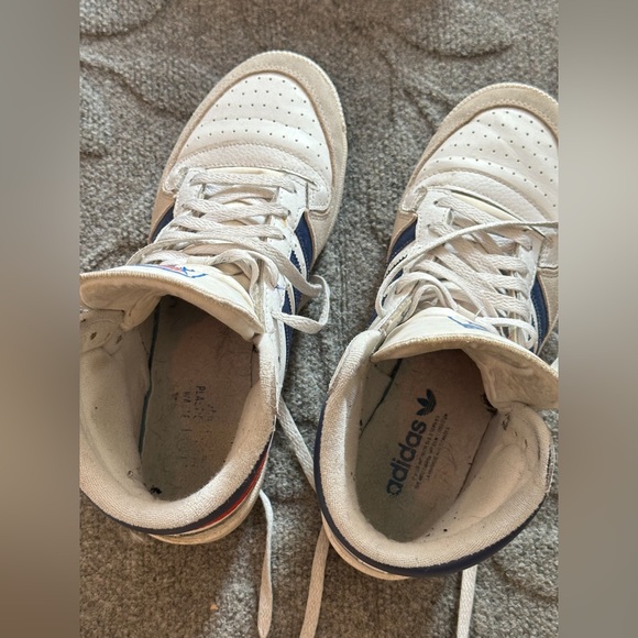 Adidas Men's Top Ten White and Navy Sneakers - Picture 2 of 8